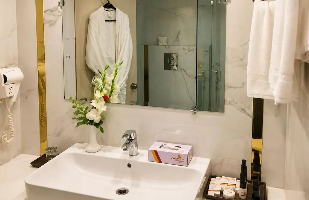 Envoy Continental Hotel, Blue Area, Islamabad-1