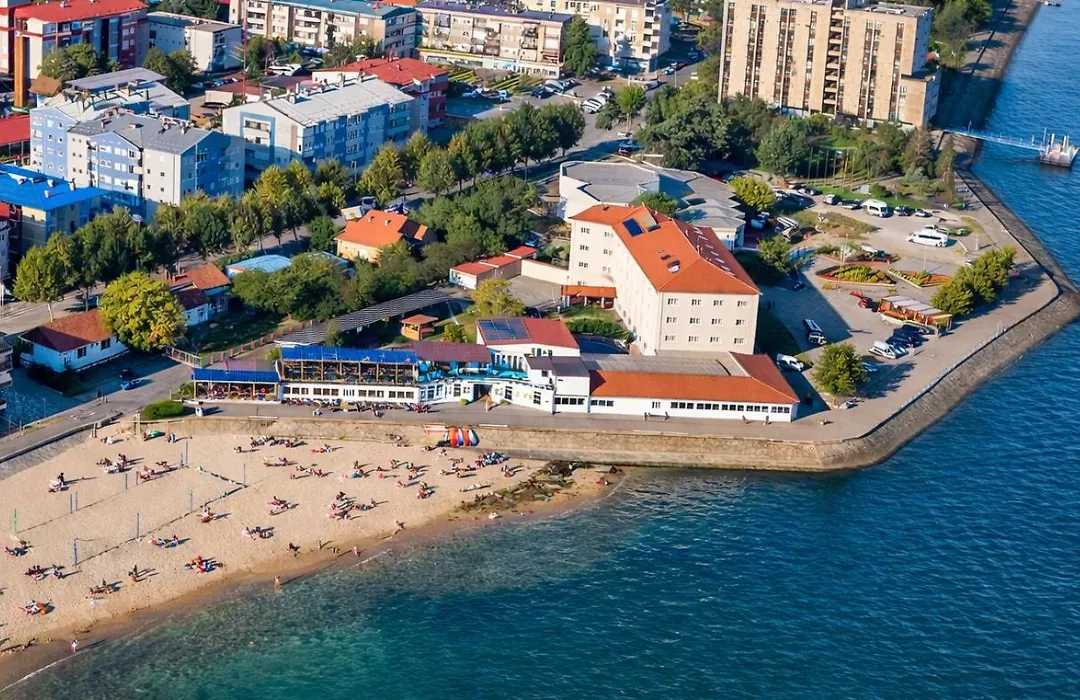 Hotel Aquastar Danube-1
