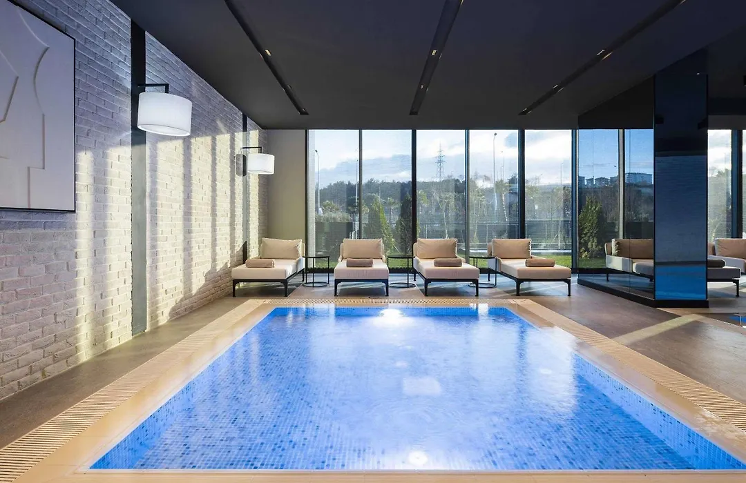 Movenpick Living Istanbul Camlivadi-1