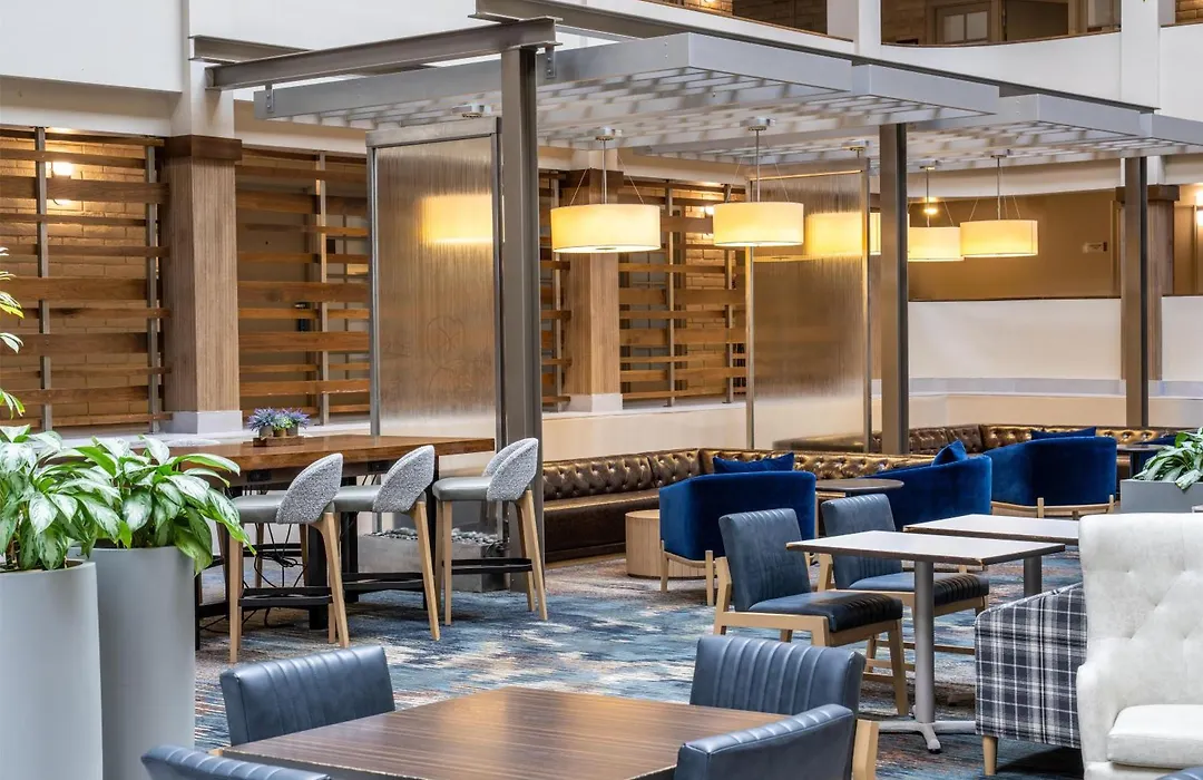 Embassy Suites By Hilton Minneapolis Bloomington Edina-1