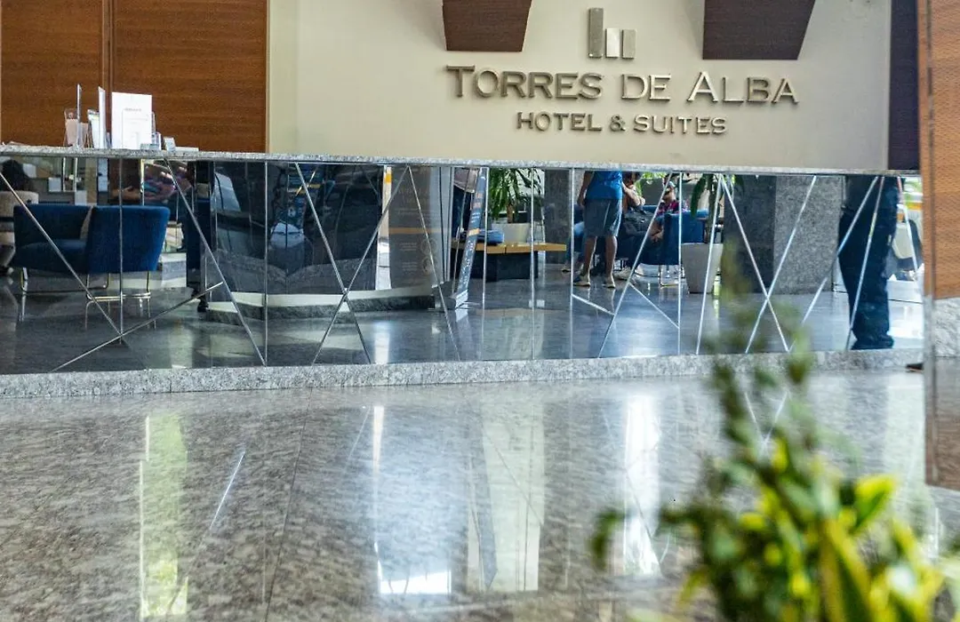 Torres De Alba Hotel & Suites-1