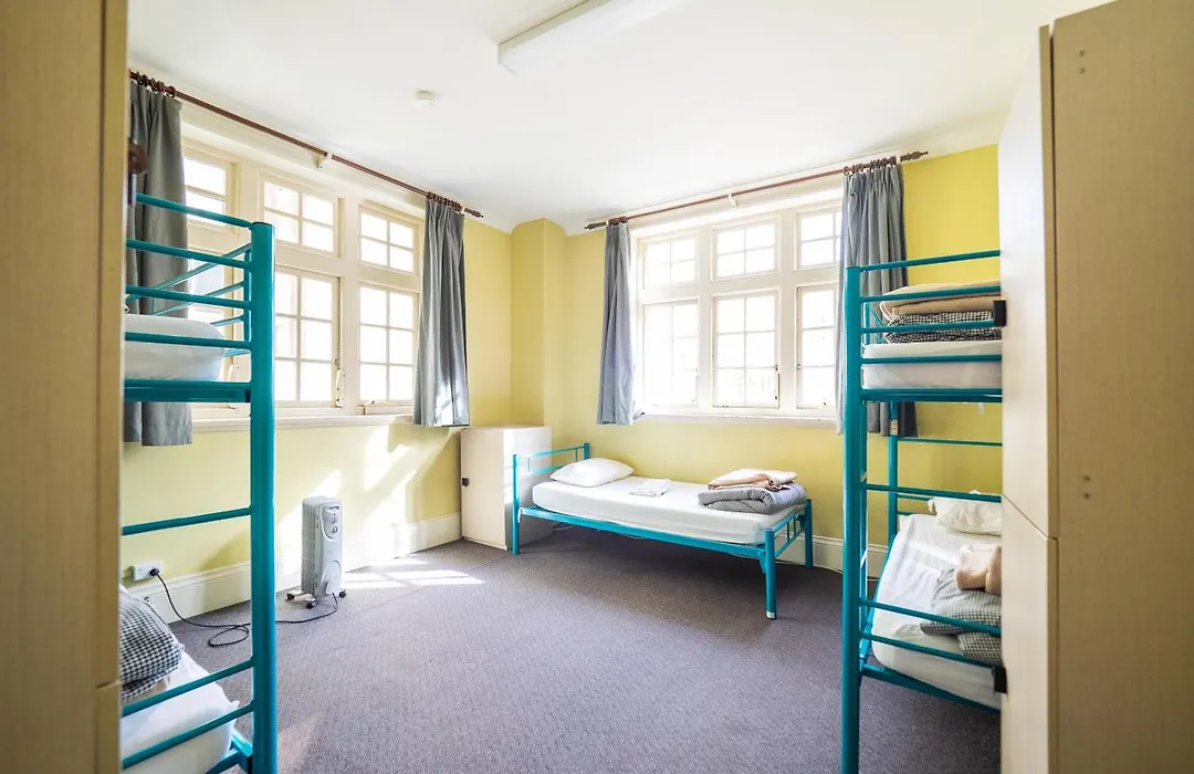 Yha Newcastle Beach-1