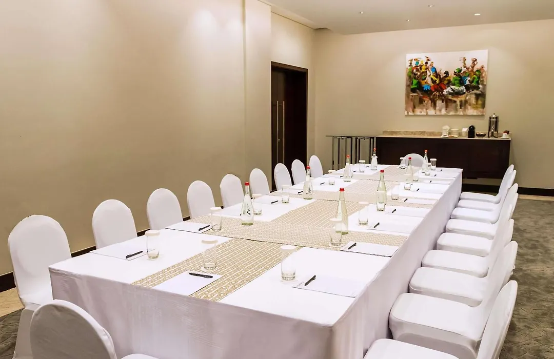 Moevenpick Ambassador Hotel Accra-1