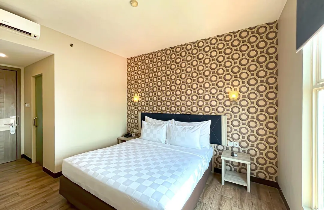 Hotel 88 Kedungsari - Kedungdoro By Wh-1
