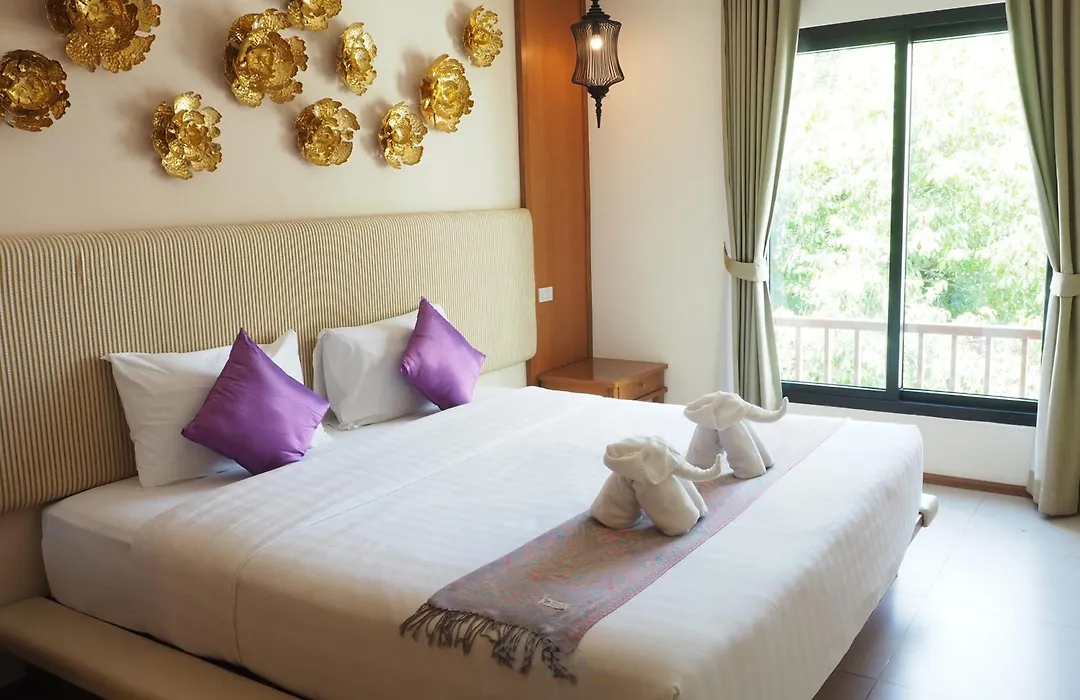 The Signature Hotel @ Thapae-1