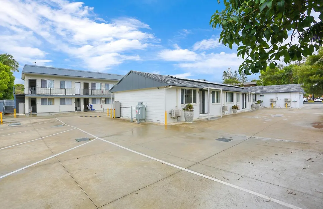 Surf Beach Motel Port-1