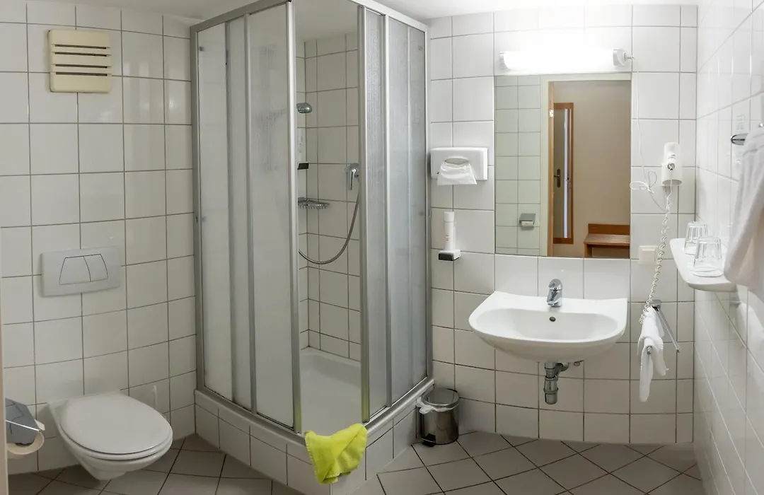 Gaestehaus Im Priesterseminar Salzburg-1
