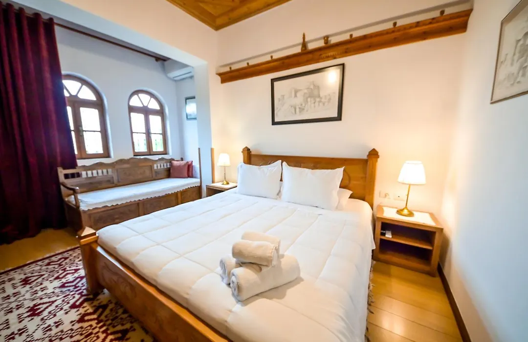 Hotel Gjirokastra-1