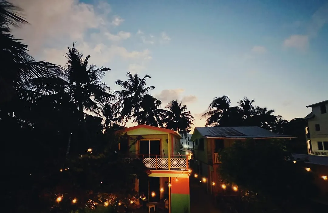 Barefoot Beach Belize-1