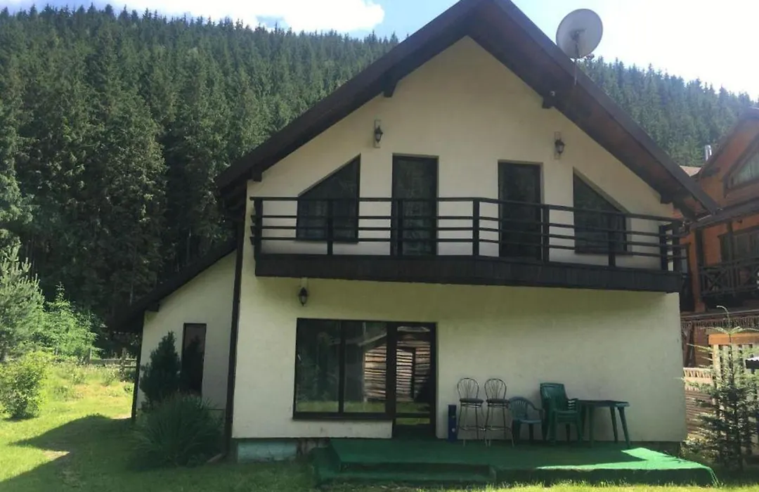 Guest House Alyaska-1