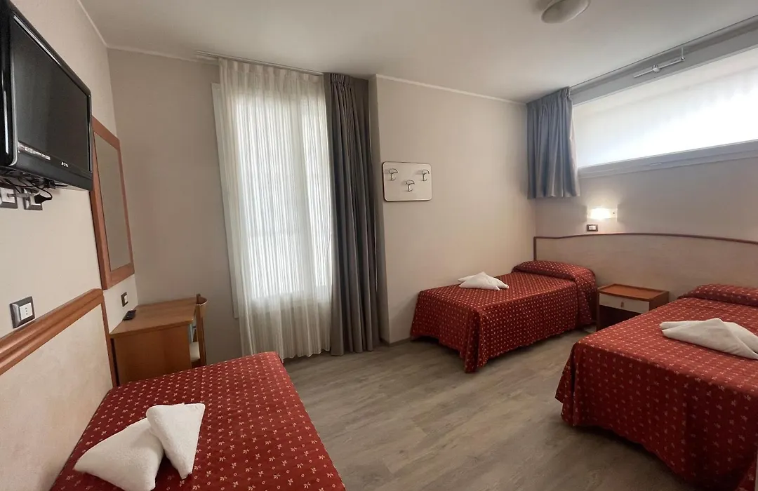 Hotel Harmony-1