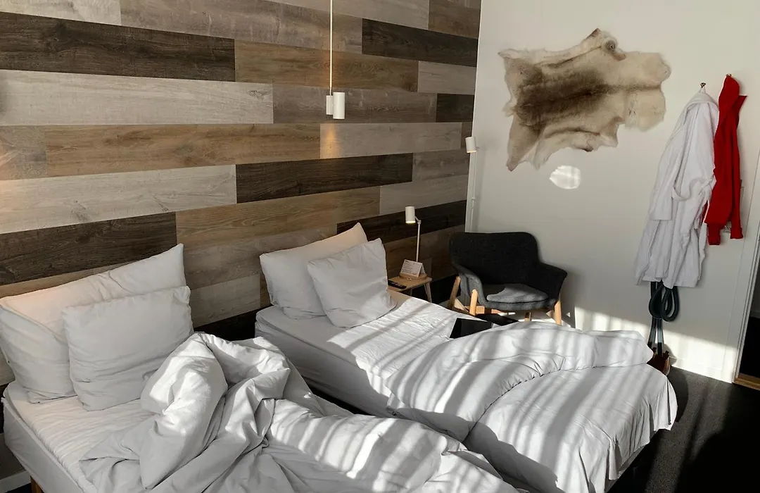 Backcountry Hotel Sisimiut-1