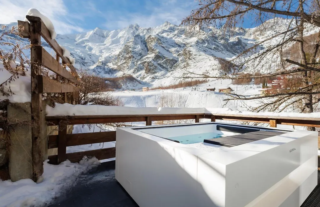 Amber Ski-In/Out Hotel & Spa-1