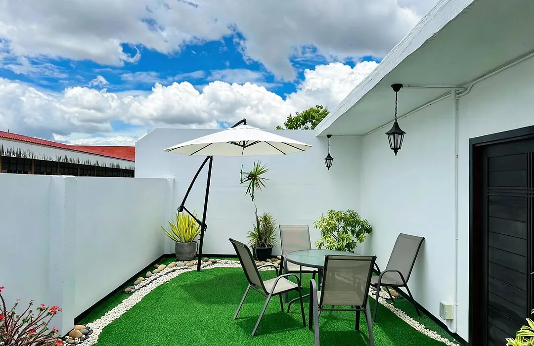 Sleep Walker Poshtel-1