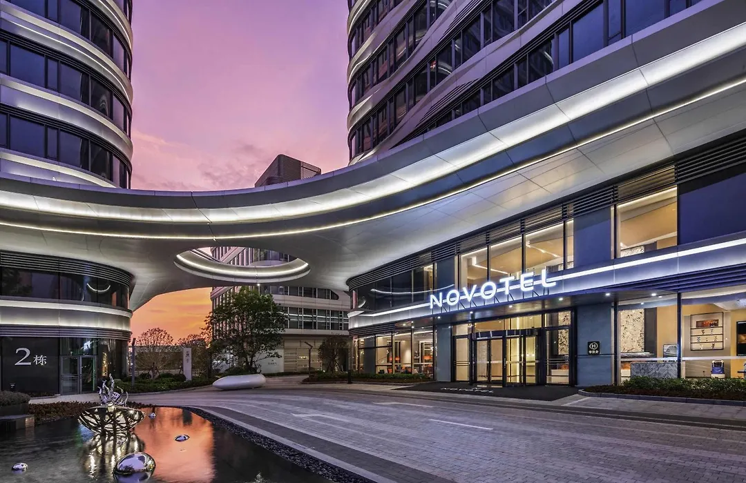 Novotel Shanghai Caohejing-1