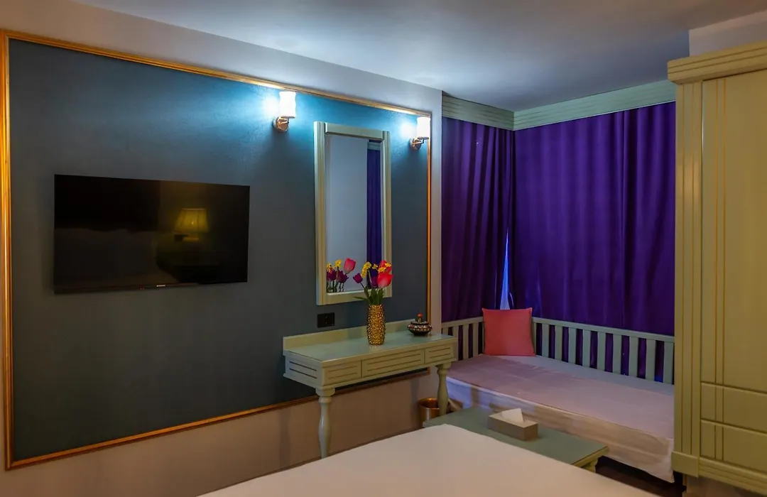 Hotel Phoenicia Majestic-1