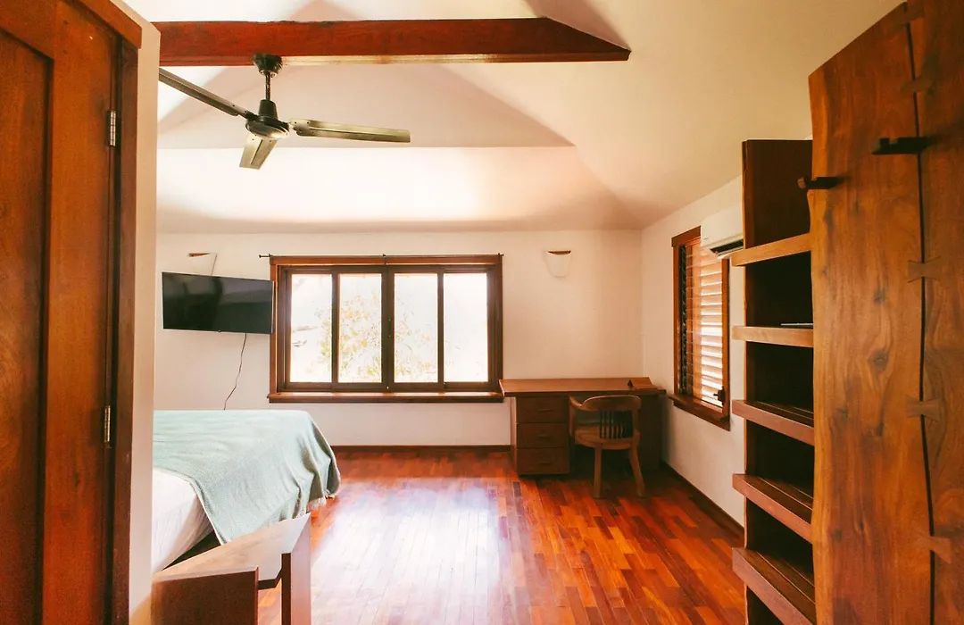 Aqua Oceanfront Hotel Resort-1