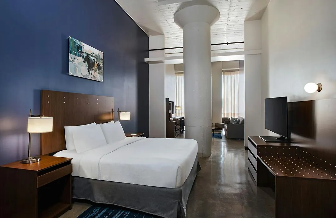 Fairfield Inn & Suites By Marriott Dallas Downtown-1