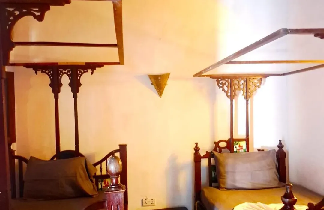 Zlife Stone Town-1