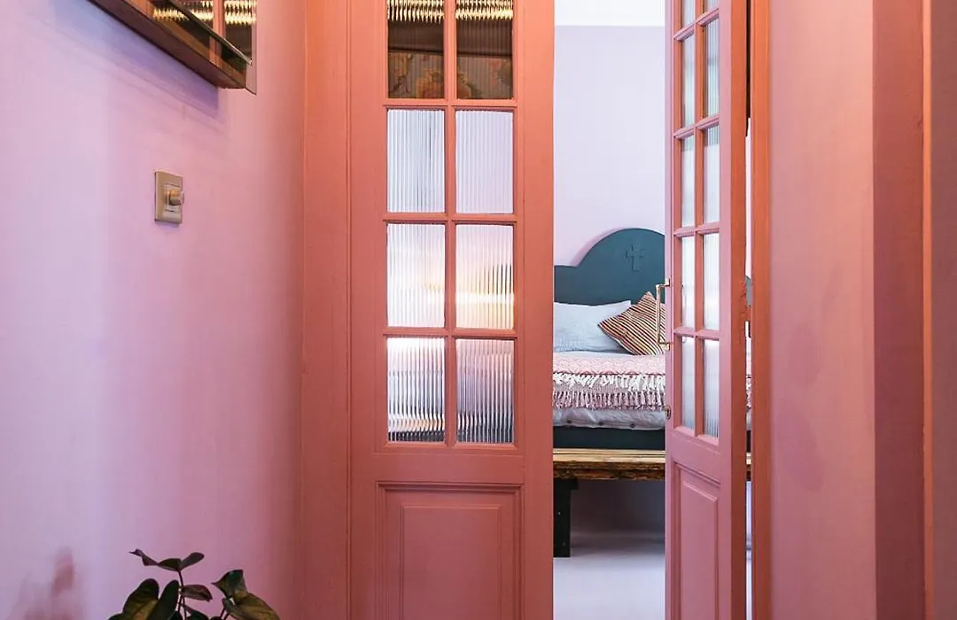 Hotel Lola-1