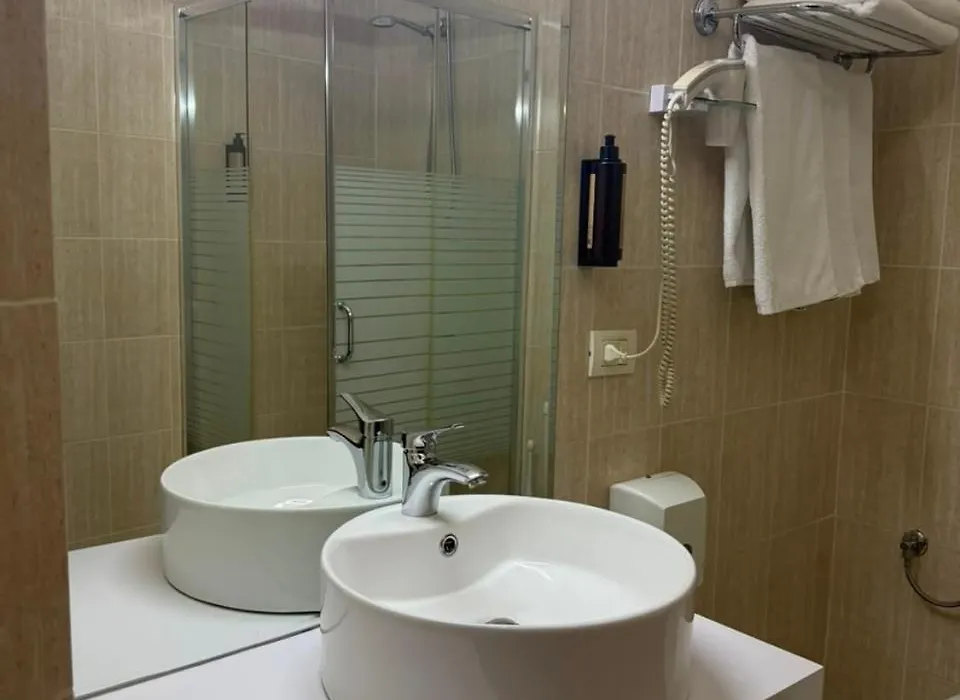 Hotel Arvi-1
