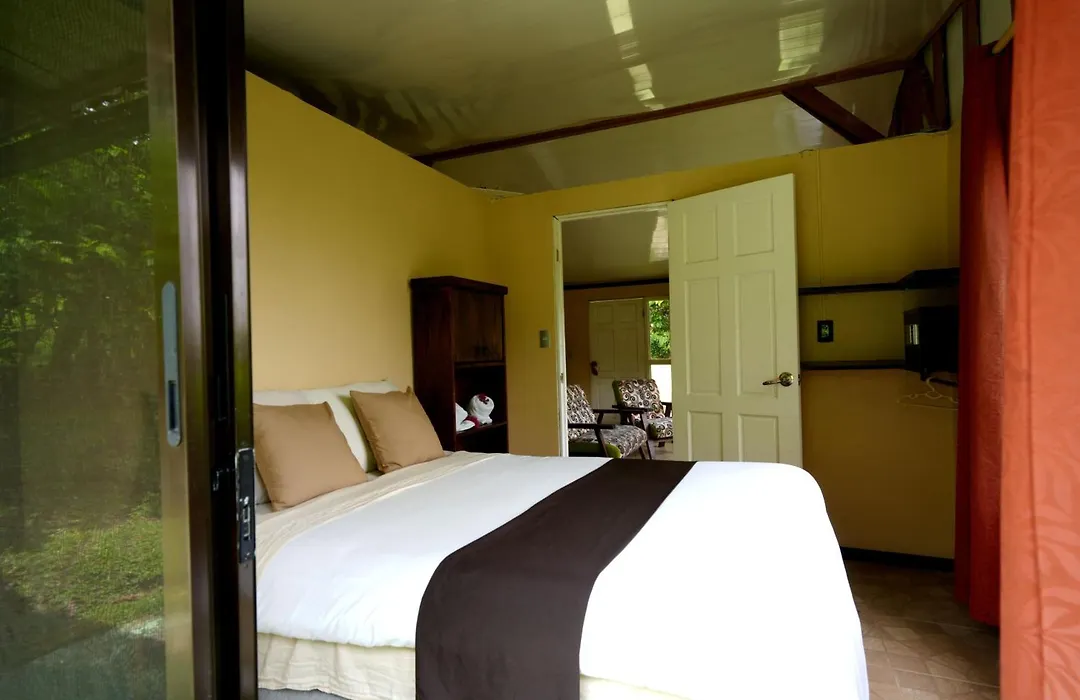 Essence Arenal Spa & Yoga-1