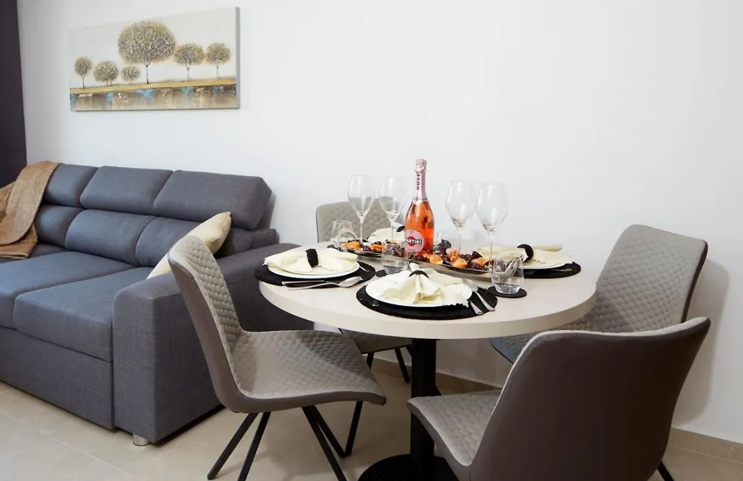 Polarstar Beach Resort - Premium Apartments-1
