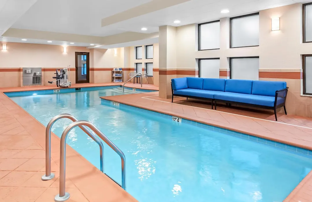 Hampton Inn & Suites National Harbor-Newly Renovated-1