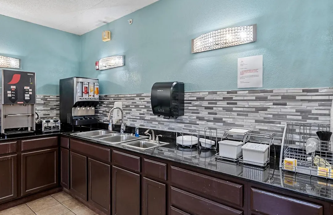 Woodland Inn And Suites Extended Stay-1