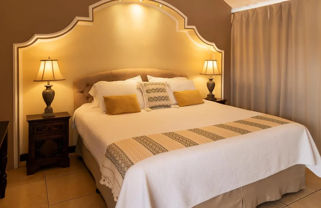 Hostal Villa Toscana-1