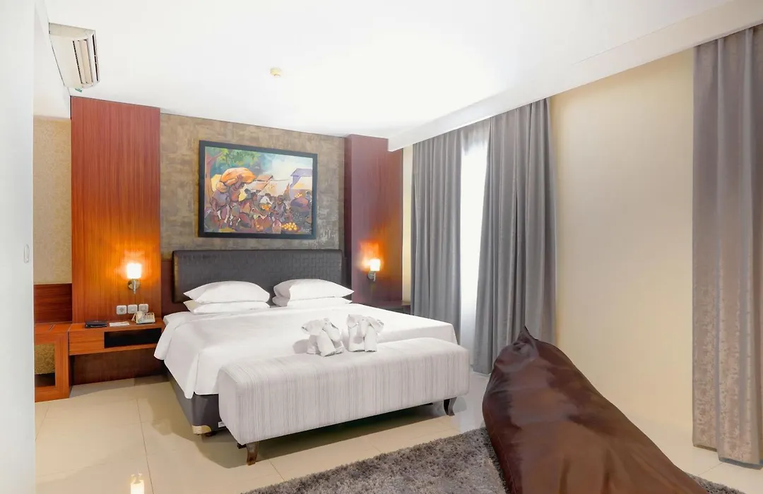 Noormans Hotel Semarang-1