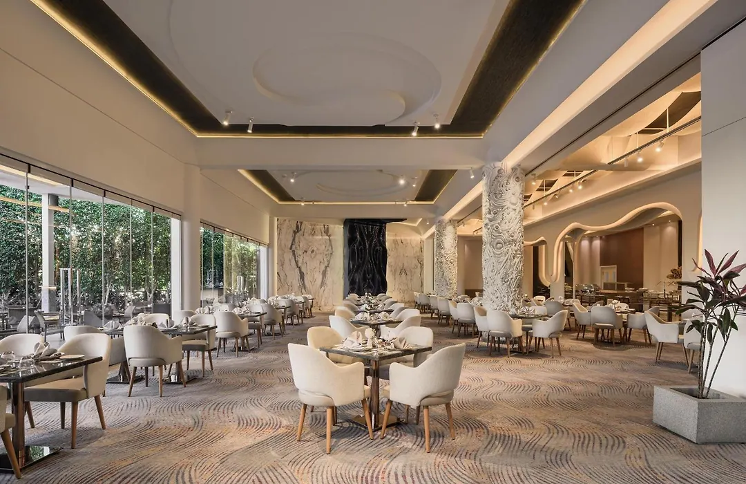 Crowne Plaza Alexandria Mirage By Ihg-1
