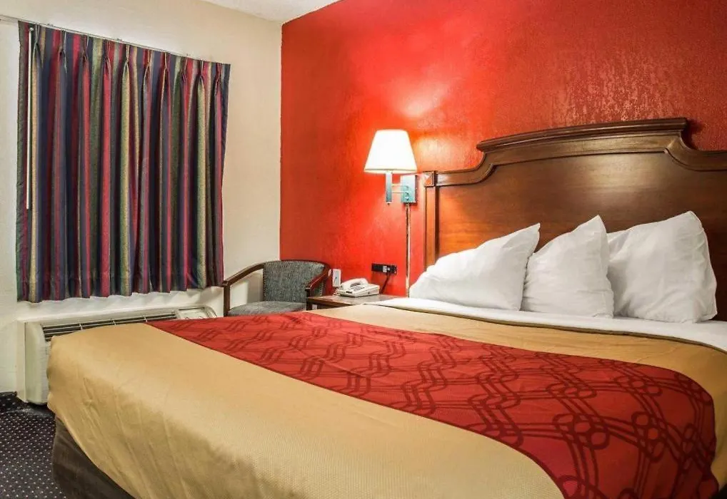 Econo Lodge Columbia Fort Jackson-1