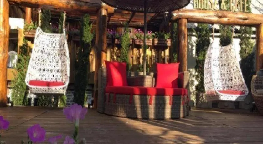 Loghome Boutique-1