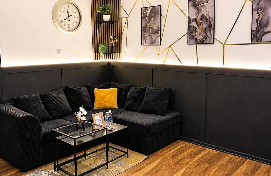 House In Manchester Mvs Snug Urban Hideaway-1