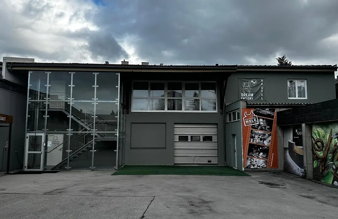 Dream Factory Melk - Green Hostel-1