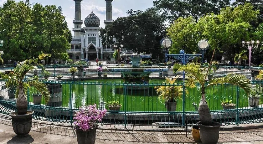 Regent'S Park Hotel At Kayutangan Malang-1