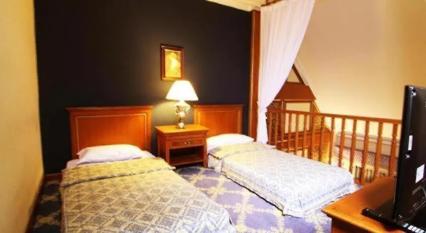 Geulis Boutique Hotel-1