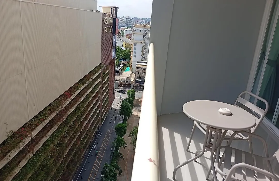 Pattaya Beach View Talay 6 By Aegean Suite Condo-1