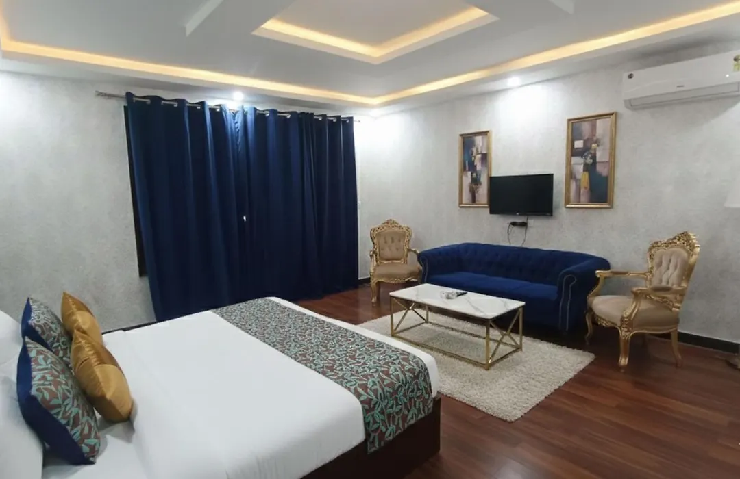 Hotel Grand Marina Near Delhi Airport-1