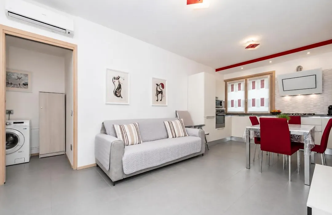 Myriam Holiday Apartment - Realnova-1