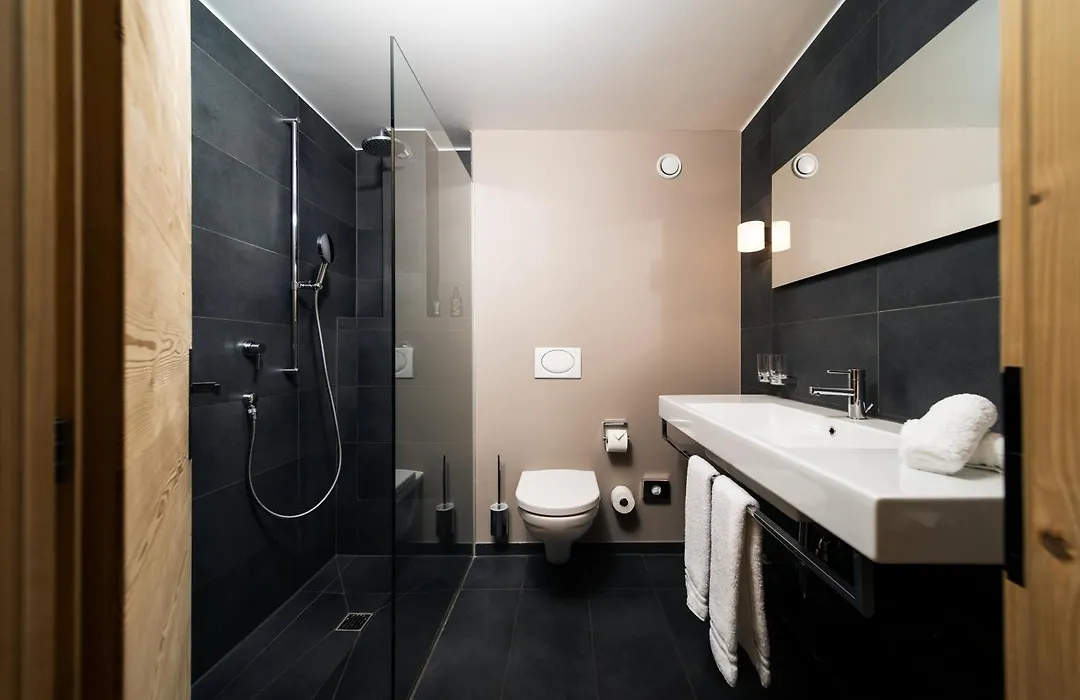 Hotel Arc-En-Ciel Gstaad-1