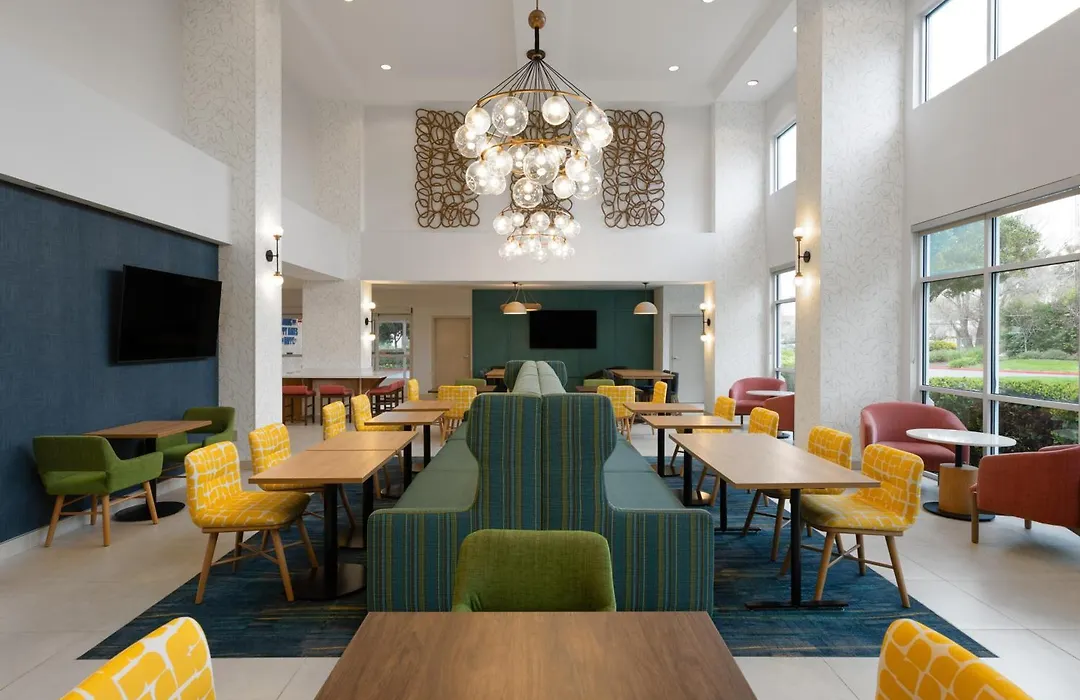 Hampton Inn & Suites Sacramento-Airport-Natomas-1