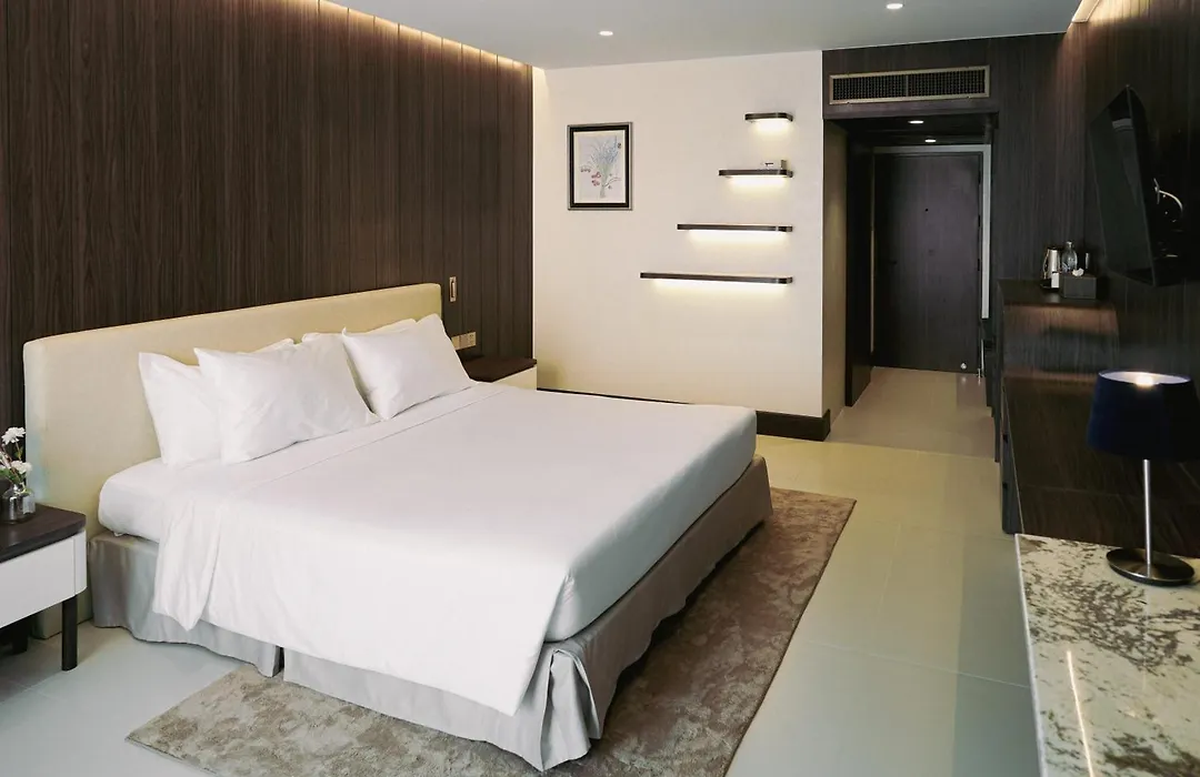 Royal Twins Palace Hotel-1