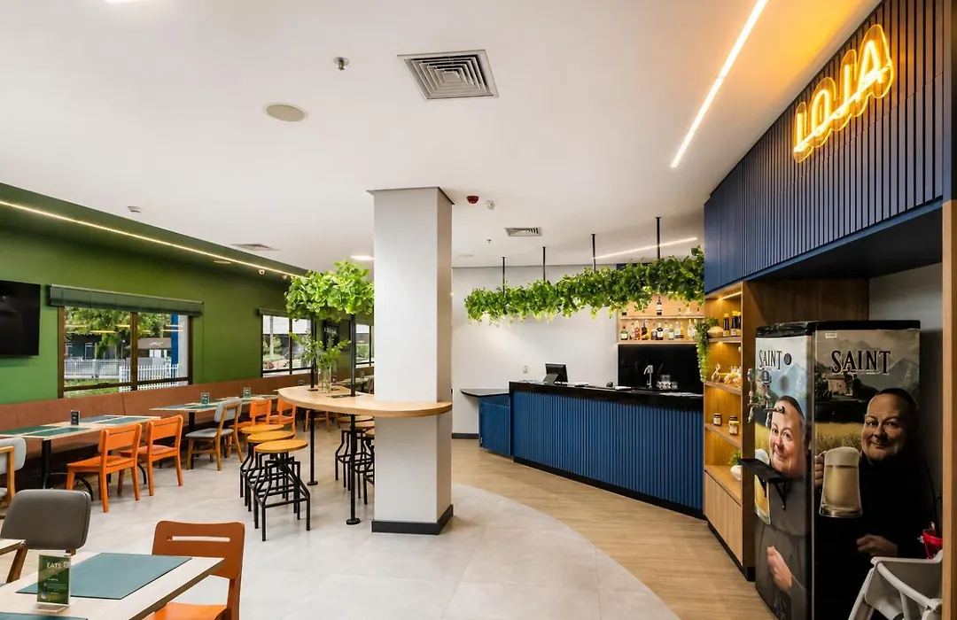 Comfort Hotel Joinville-1
