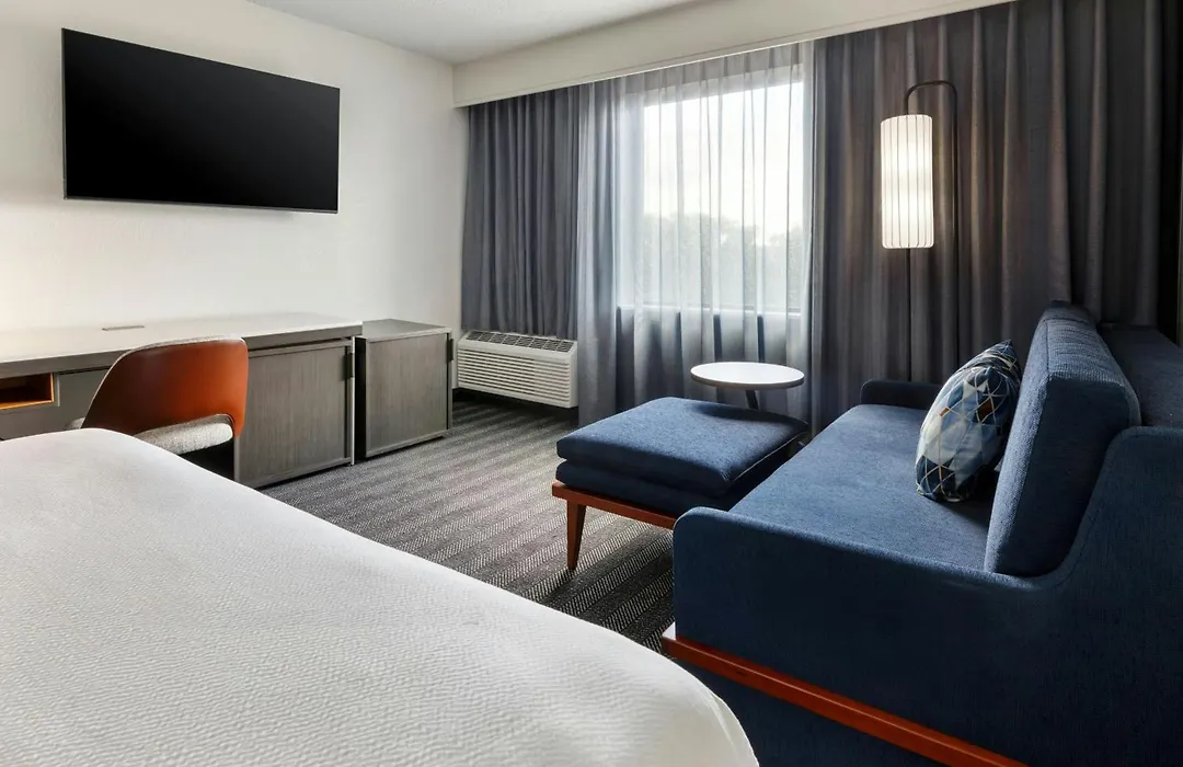 Courtyard By Marriott Wichita East-1