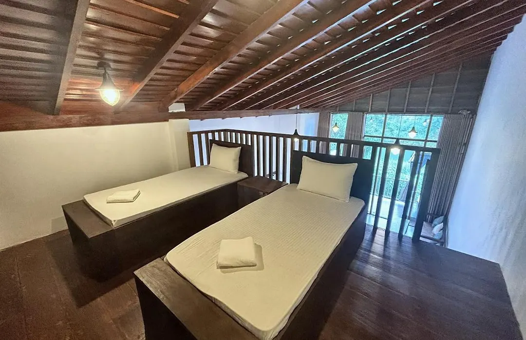 Kandy Cabana-1