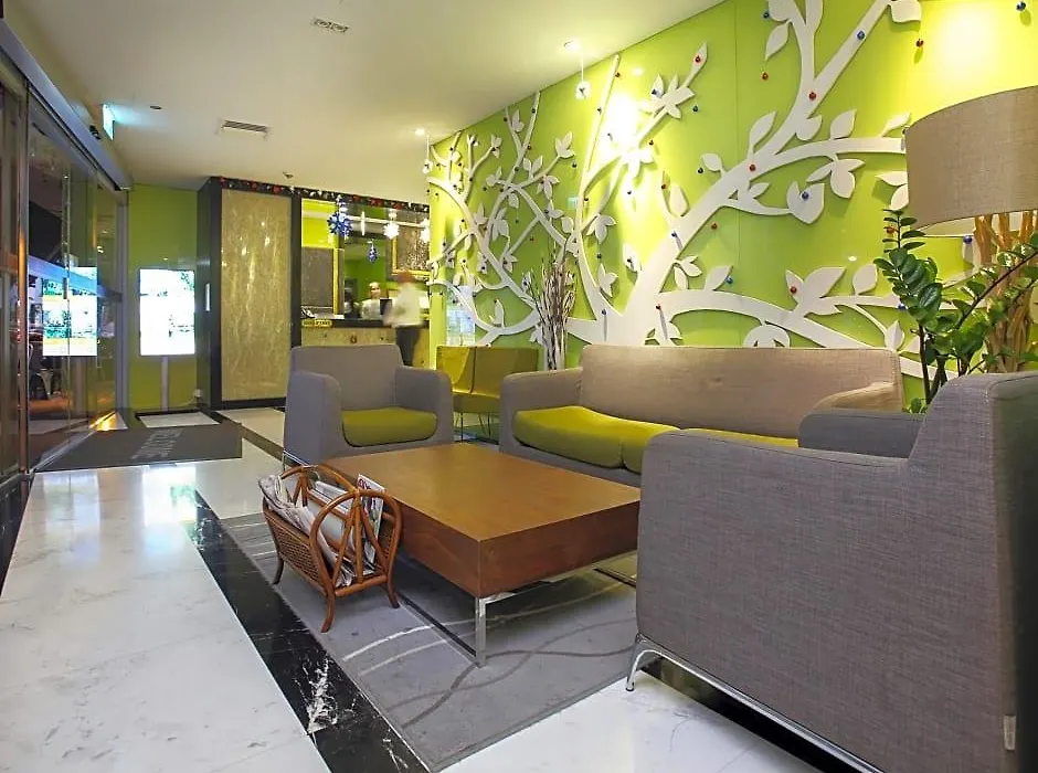 J8 Hotel-1