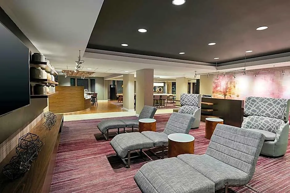 Courtyard By Marriott Asheville-1