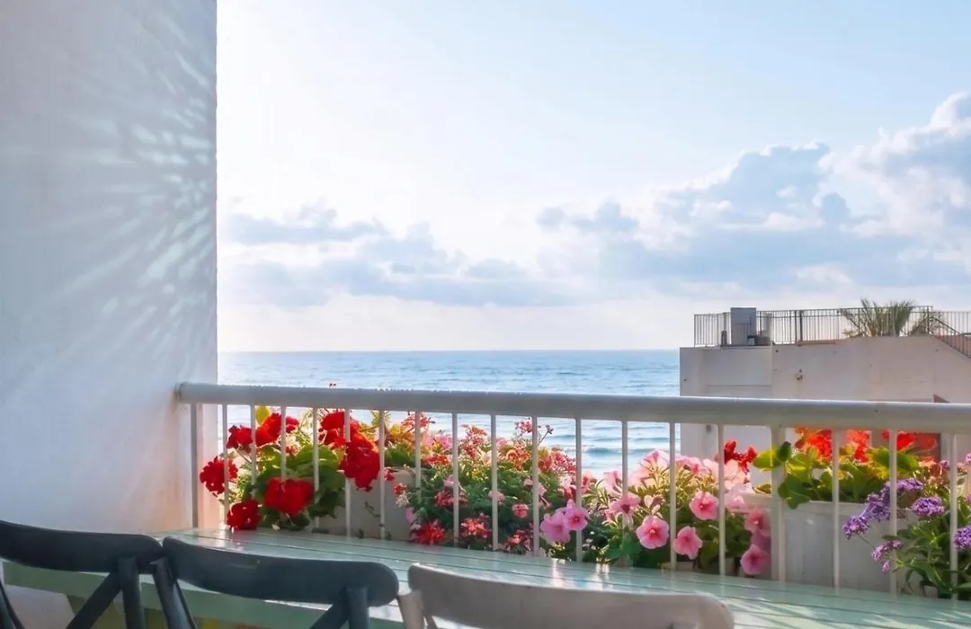 Domus Bat Galim Hotel-1